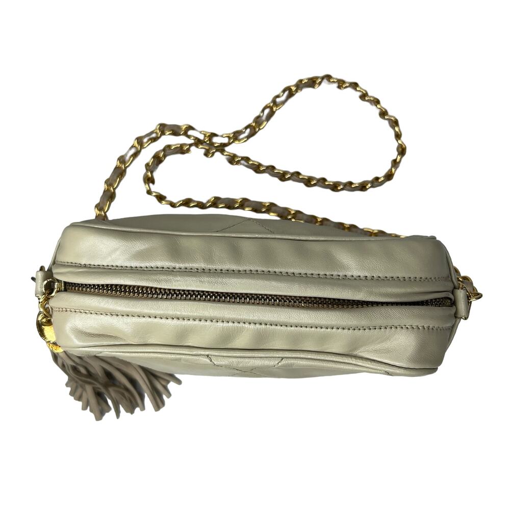 Chanel Vintage Chain Strap Camera Bag - Picture 6 of 15